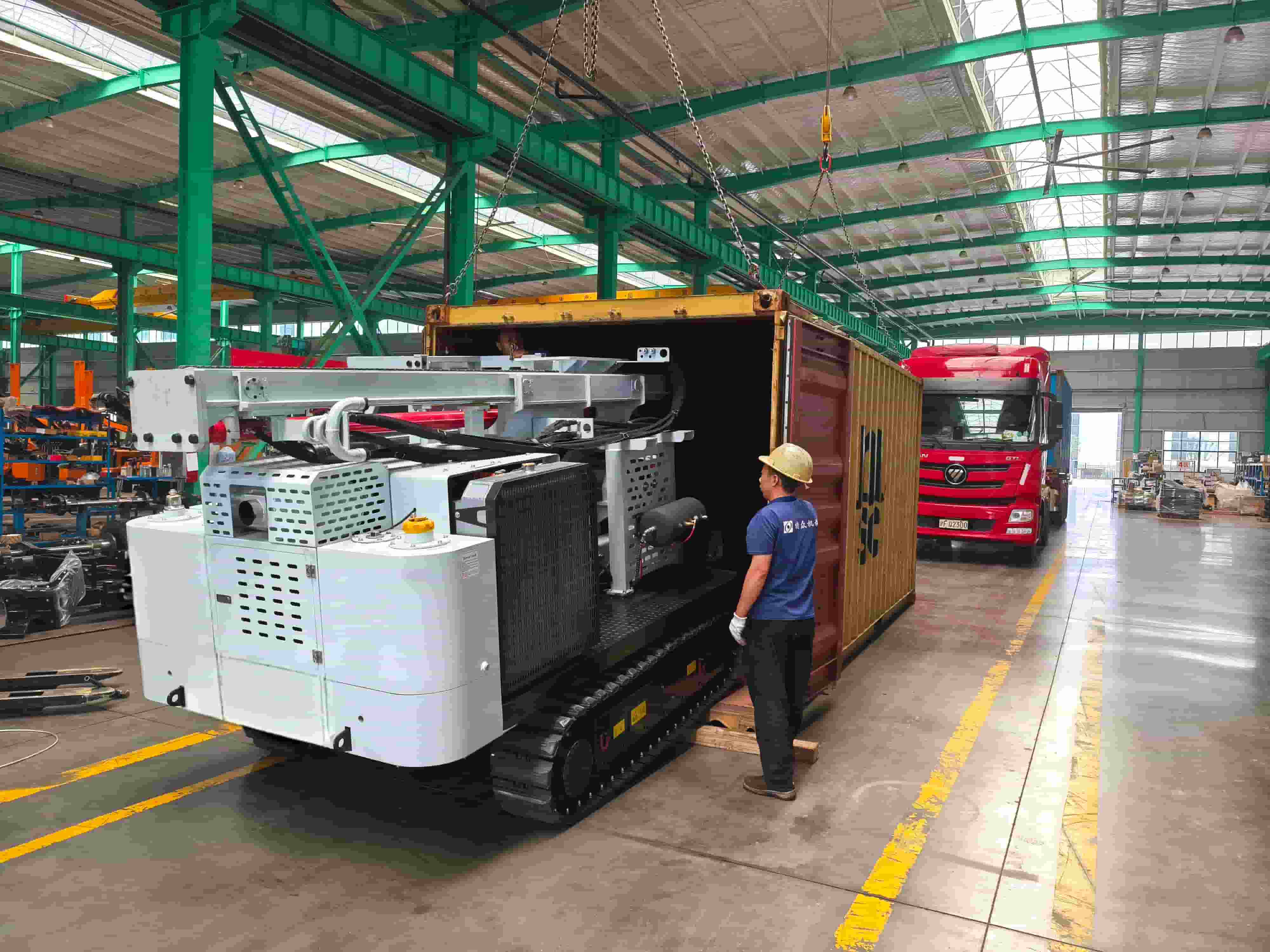 Pemacu Cerucuk Solar TZ536 dengan Enjin Euro V Cummins & Fungsi Pembersihan Diri Dihantar ke Itali