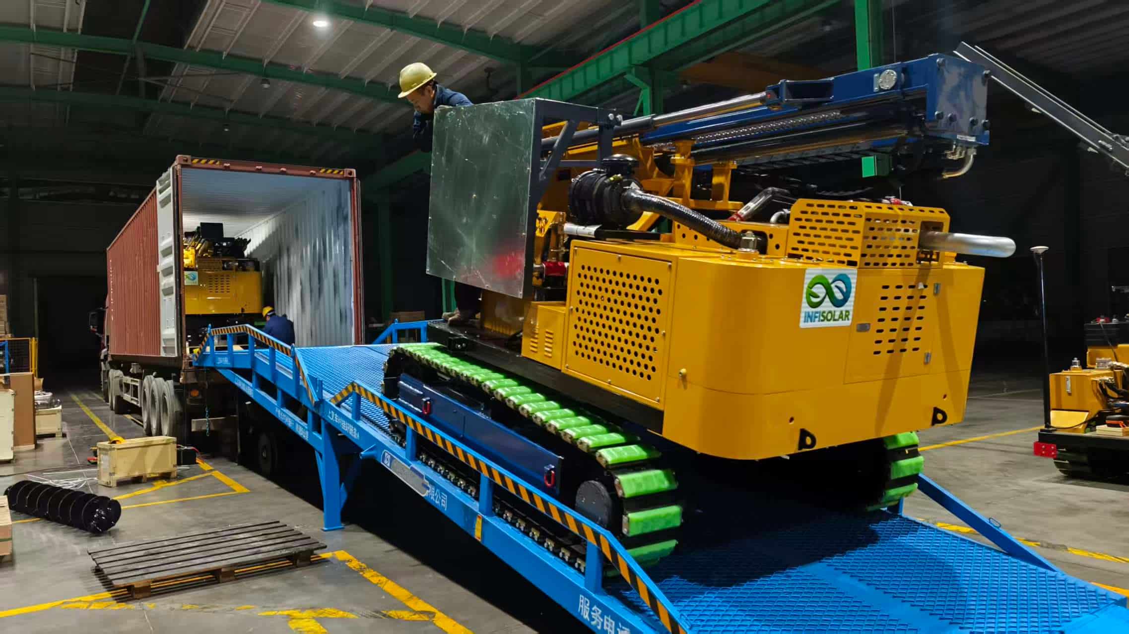 3 Pemacu Cerucuk Solar Pintar TZ536 Tersuai oleh Jentera TeZhong Dihantar ke Mesir, Meningkatkan Kecekapan Projek PV