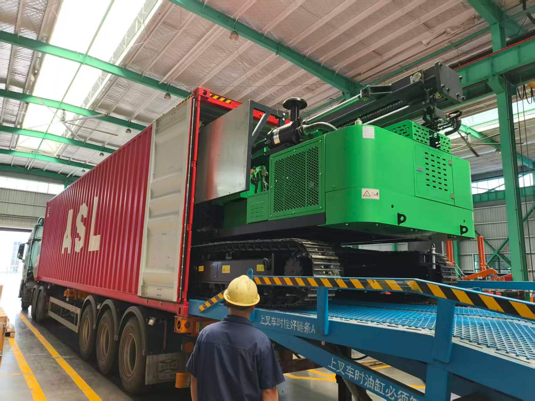 Pengembangan Global & Penghantaran Andal | 5 Unit Pemacu Cerucuk Suria TZ536 Dihantar ke Laos pada 7 Mei